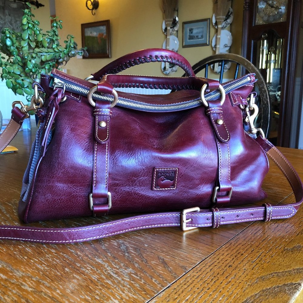 NWOT Dooney & Bourke Medium Bordeaux Florentine Satchel